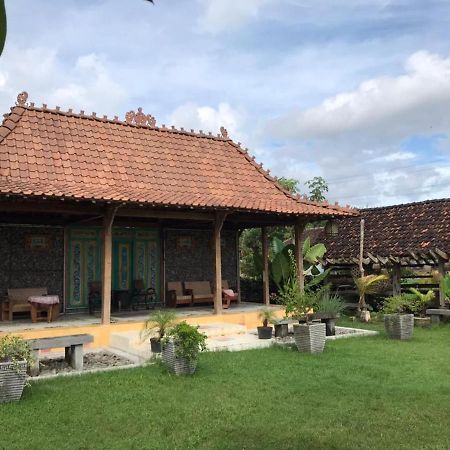 Legiyem Homestay Yogyakarta Exteriör bild
